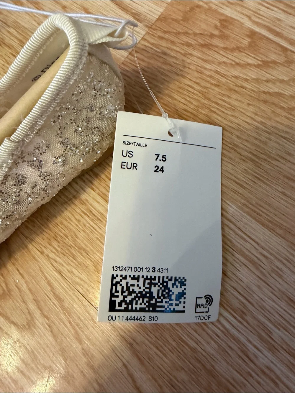 H&M x Disney Frozen Elsa Silver Glittery Ballet Pumps Flats NWT Kid Size US 7.5